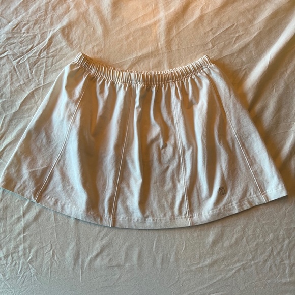 Nike Dresses & Skirts - Women's Tennis Skirt "NIKE Dri-Fit" Elastic Waist w/ Drawstring White Medium
